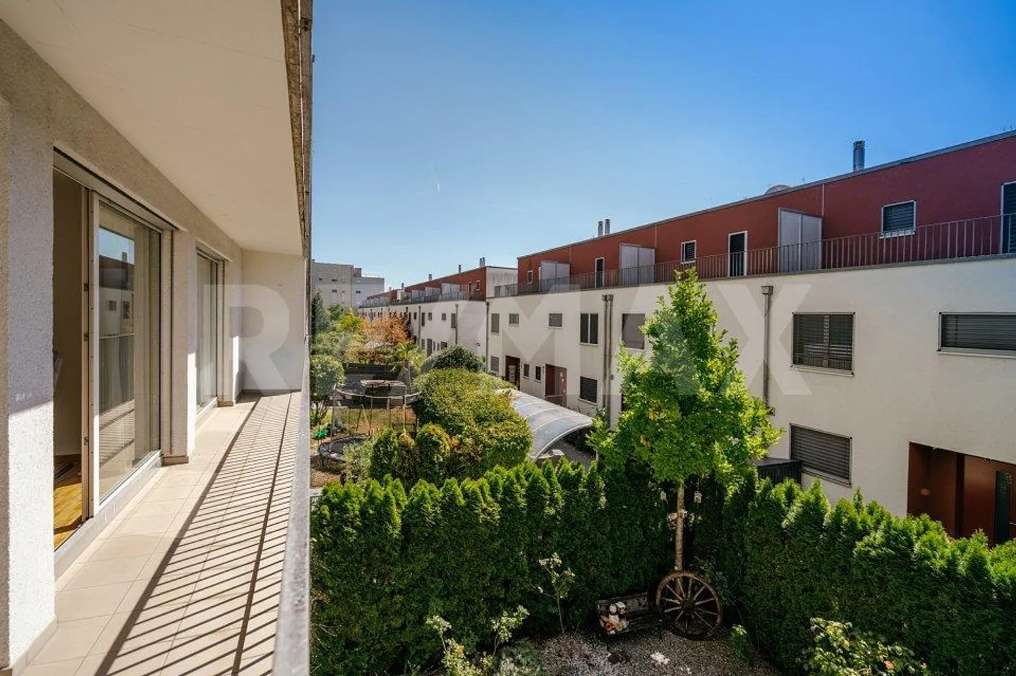 Modern Apartment in Schlieren - Photo 12 of 13