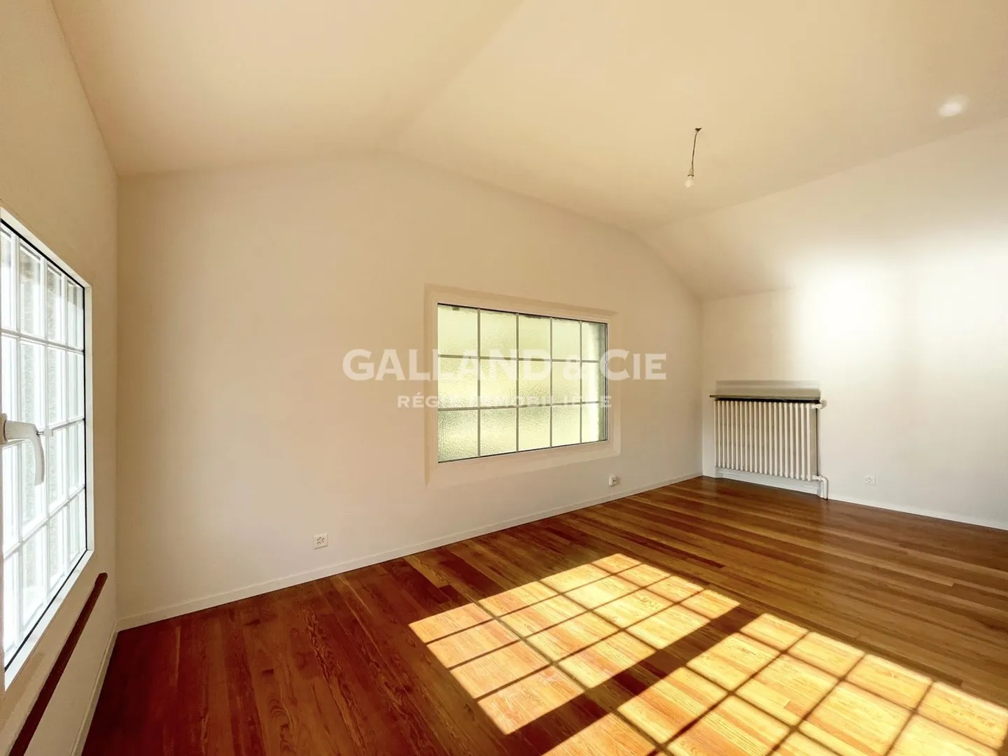 Sehr große 4½-Zimmer-Wohnung mit Terrasse - Foto 6 von 12