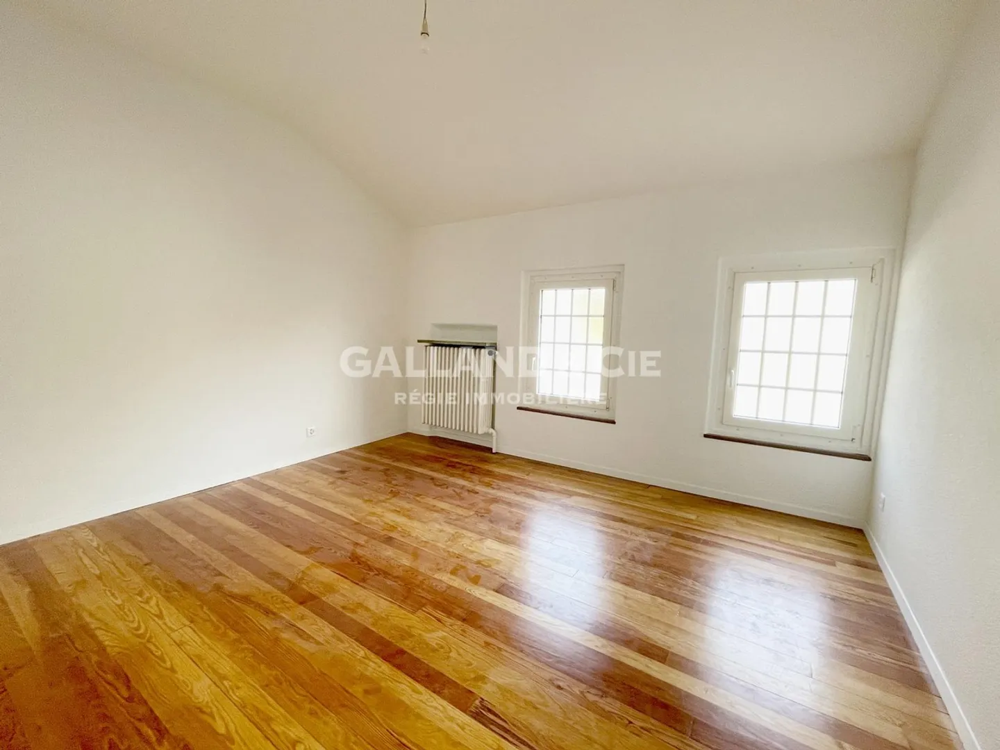 Sehr große 4½-Zimmer-Wohnung mit Terrasse - Foto 7 von 12