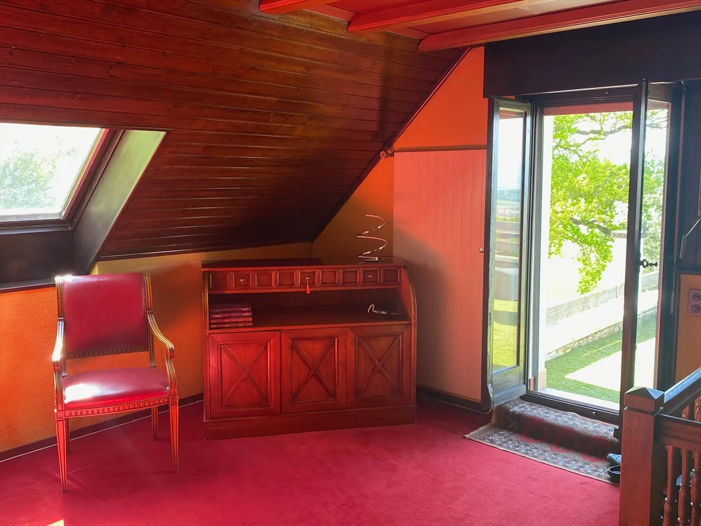 Nuovo prezzo - Proprietà con due appartamenti, vista lago e grande giardino a Middes - Foto 8 di 10