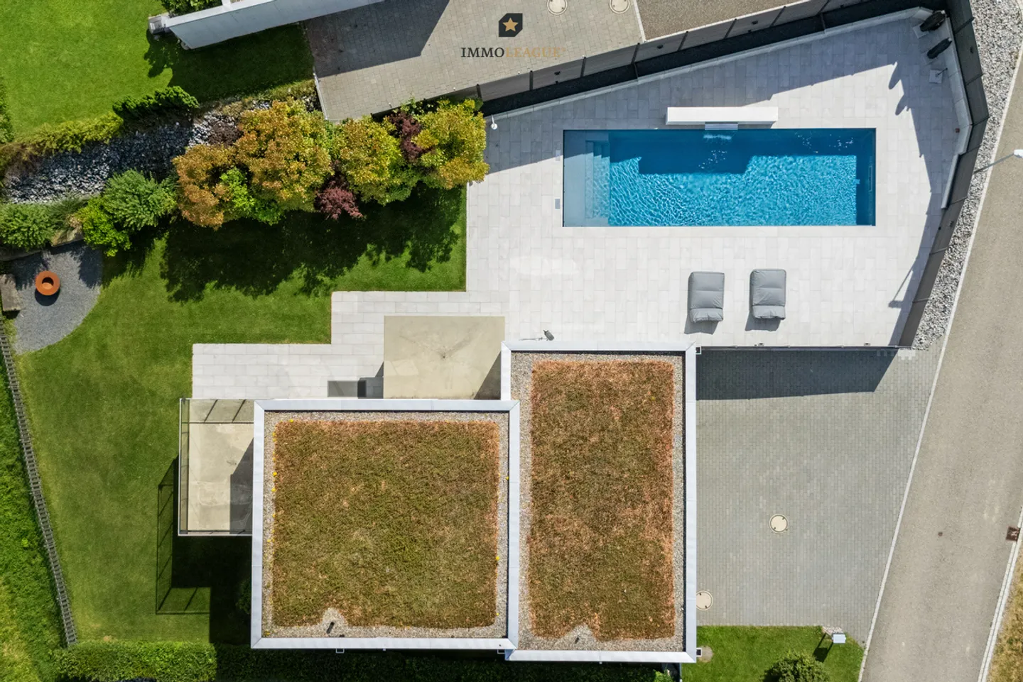 Linee chiare e stile moderno in una posizione unica sul lago - Foto 5 di 9