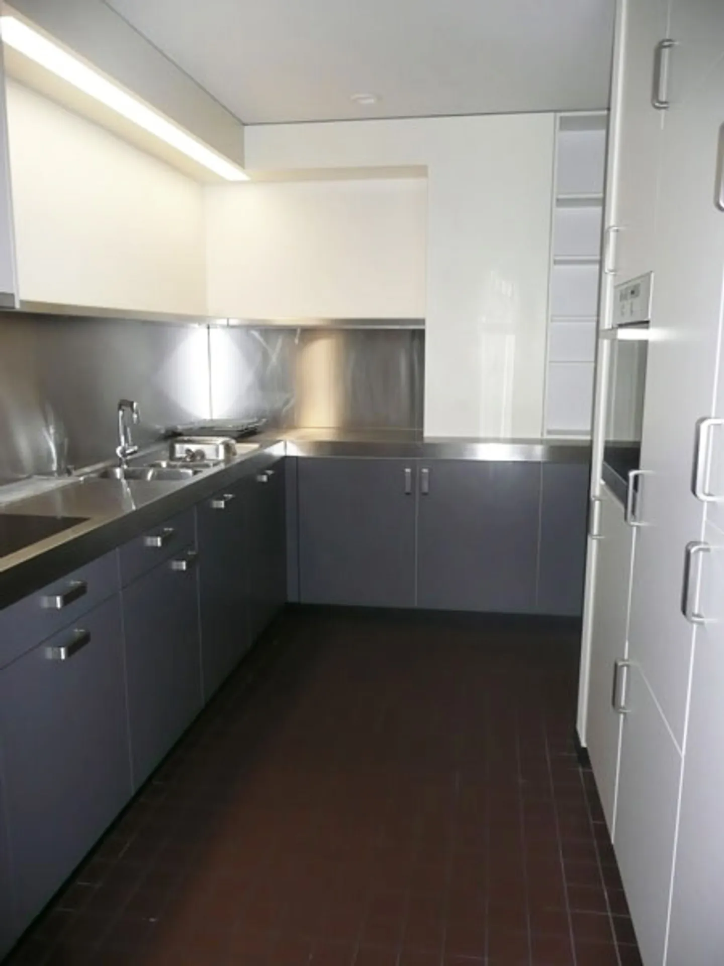 James Albisrieden - Ambiente Esclusivo - Foto 3 di 4