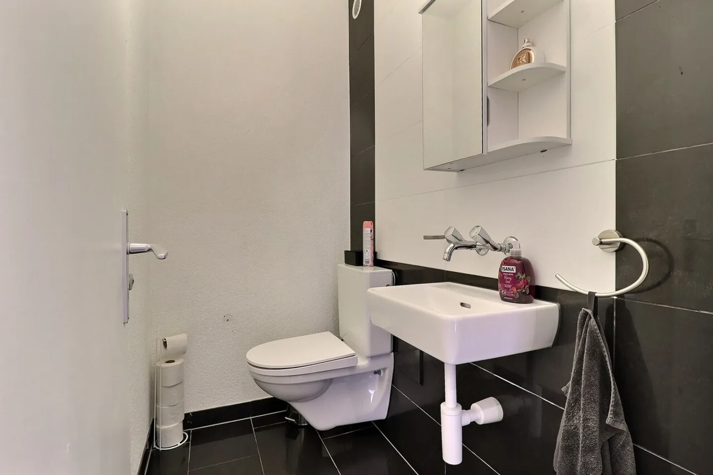 Geräumige 4.5 Zimmer Wohnung - Foto 9 von 13