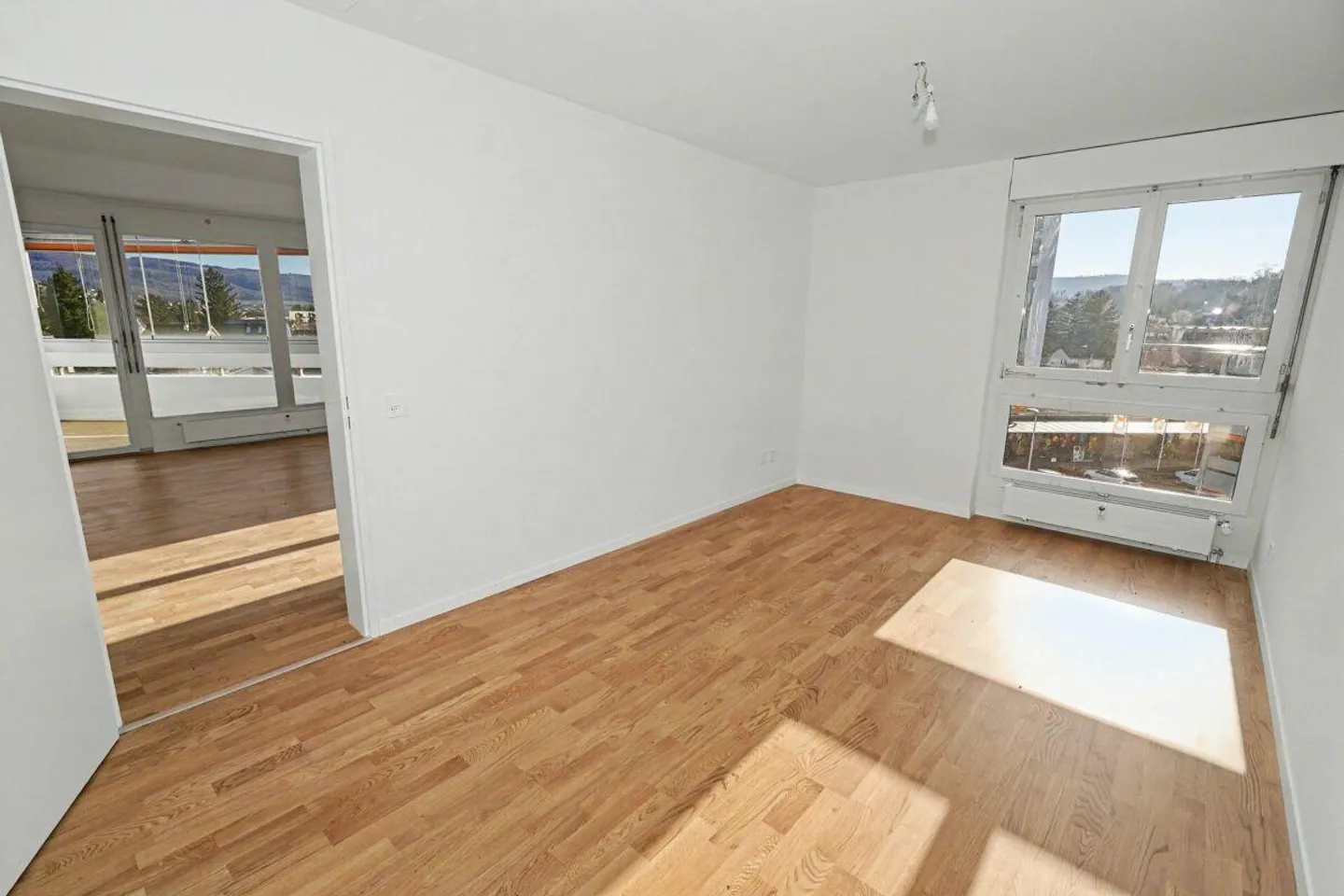 Modernisierte Wohnung in Reinach - Foto 2 von 10