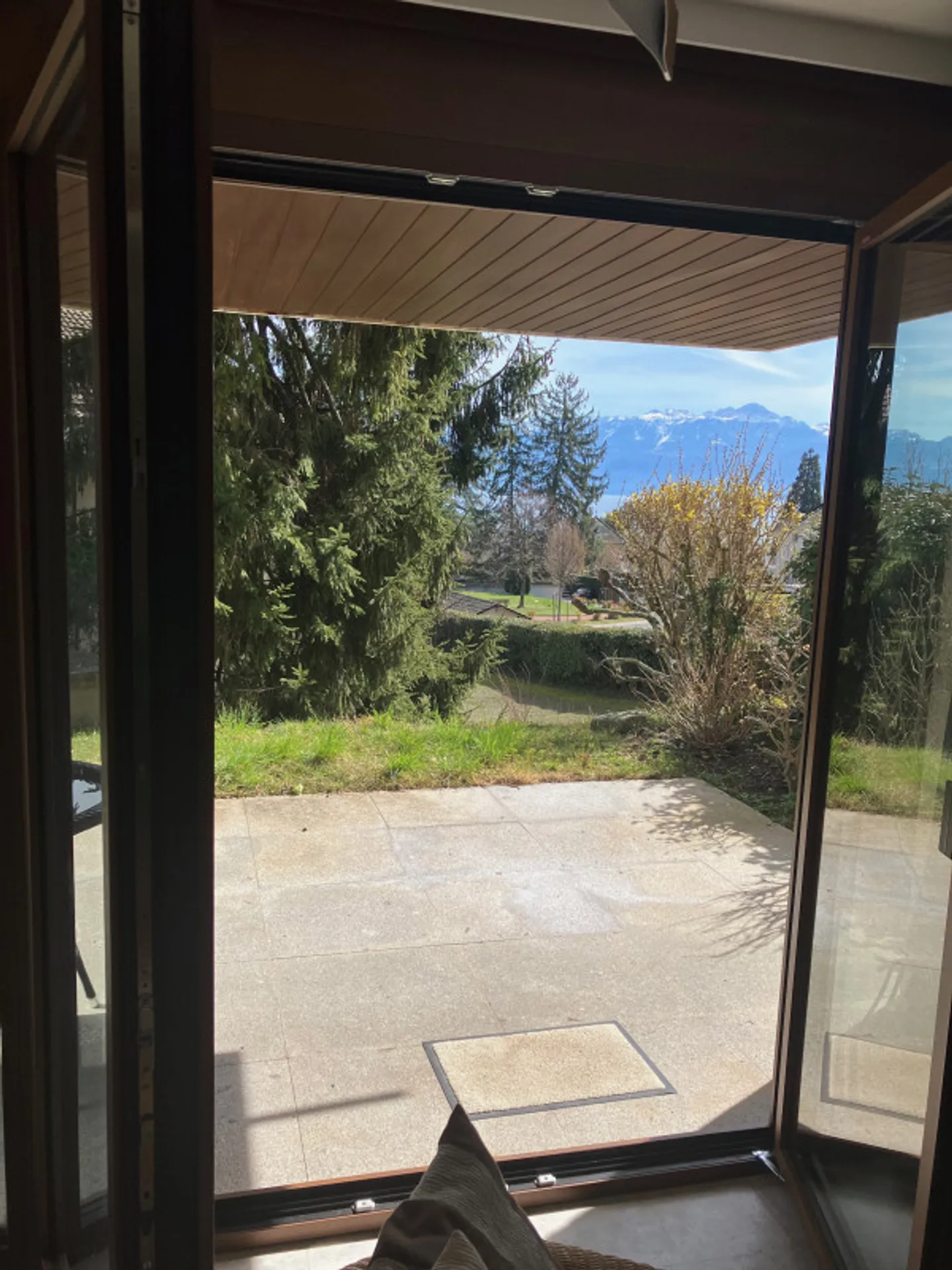 Möbliertes Apartment mit Terrasse - Foto 1 von 11