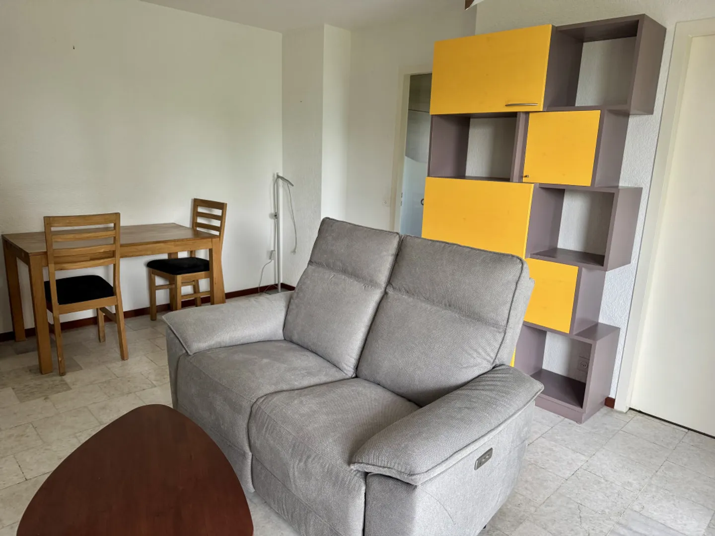 Möbliertes Apartment mit Terrasse - Foto 7 von 11