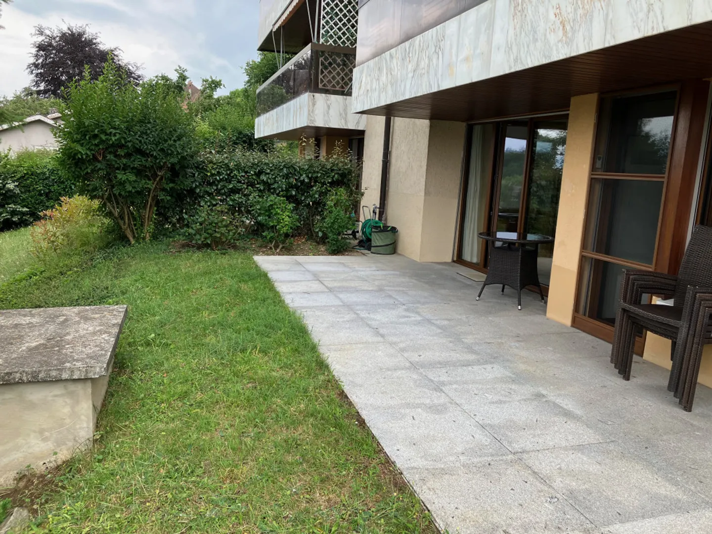 Möbliertes Apartment mit Terrasse - Foto 9 von 11
