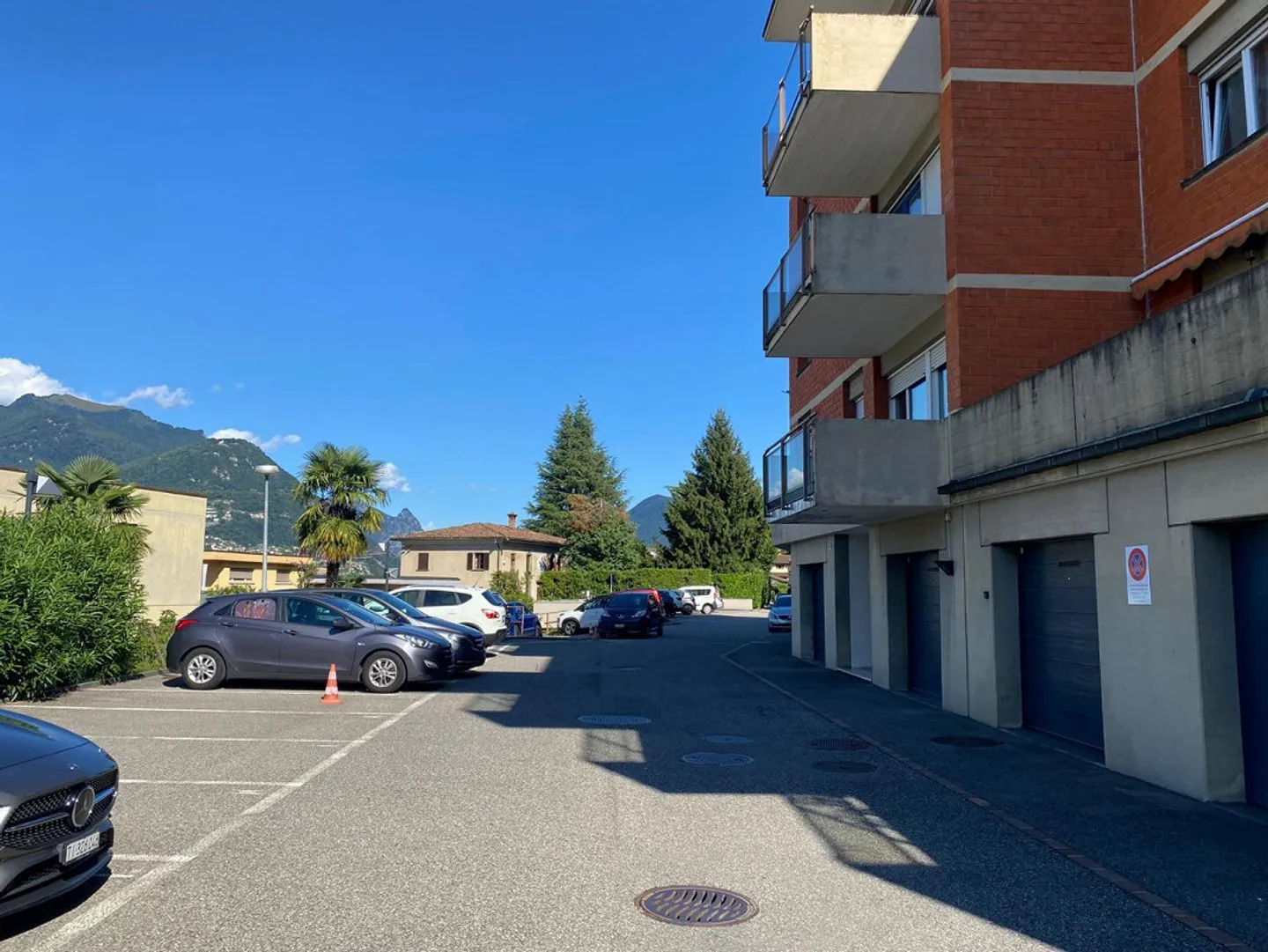 Attico di 5 1/2 locali con vista sul lago / 7 1/2-Zimmer-Attikawohnung mit sehr schönem Seeblick - Foto 17 di 18