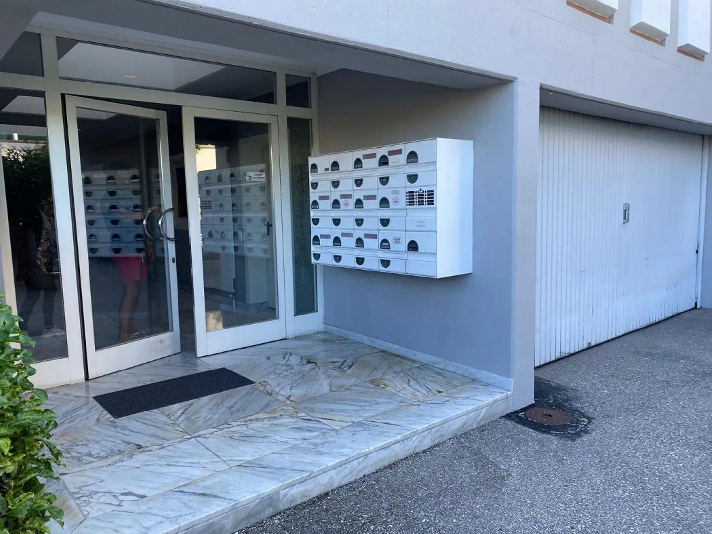 Attico di 5 1/2 locali con vista sul lago / 7 1/2-Zimmer-Attikawohnung mit sehr schönem Seeblick - Foto 18 di 18