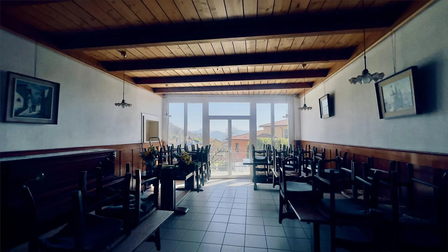 GROSSE PENSION MIT 13.5 ZIMMERN UND RESTAURANT IN NOVAGGIO - Foto 8 von 10