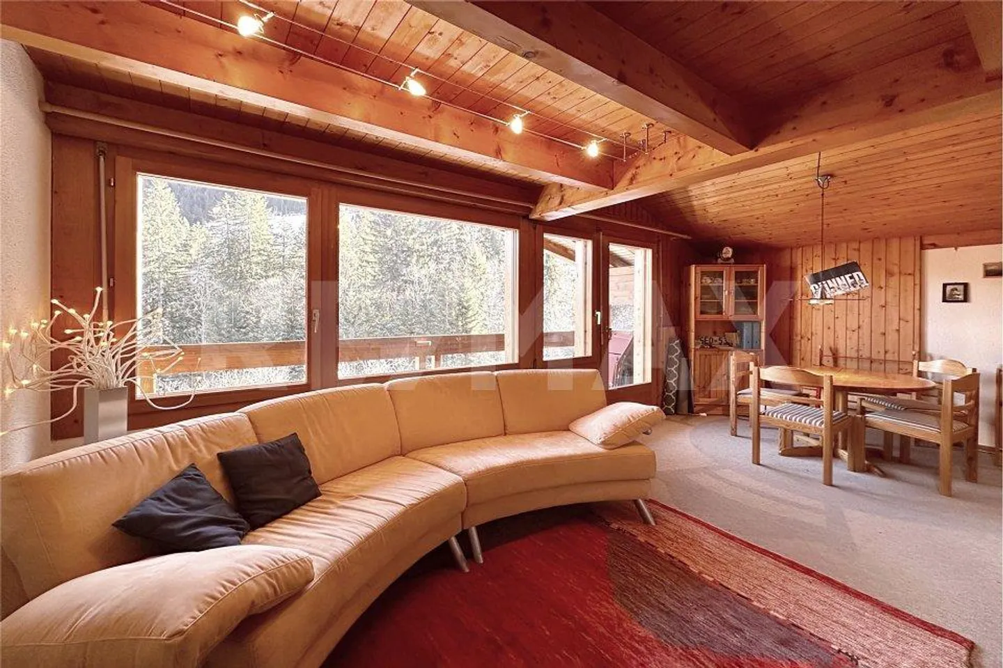 Petit mais puissant - charmant appartement 1 pièce avec galerie, balcon et vue - Photo 1 sur 13