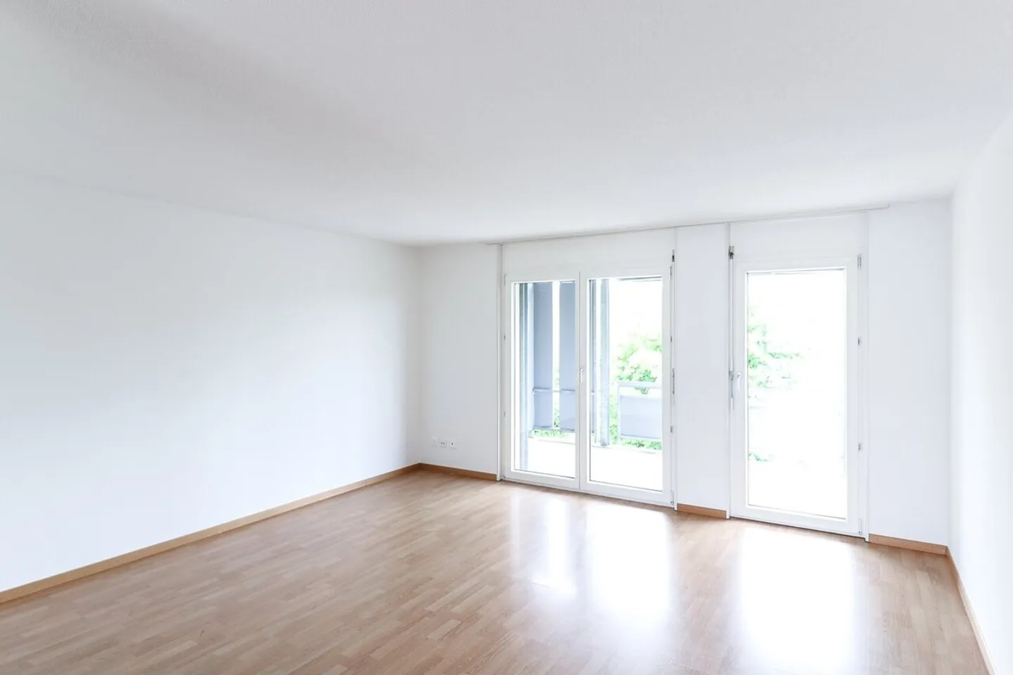 Ruhige 4.5-ZW à 97 m² zuoberst im 2. OG - Photo 5 of 13