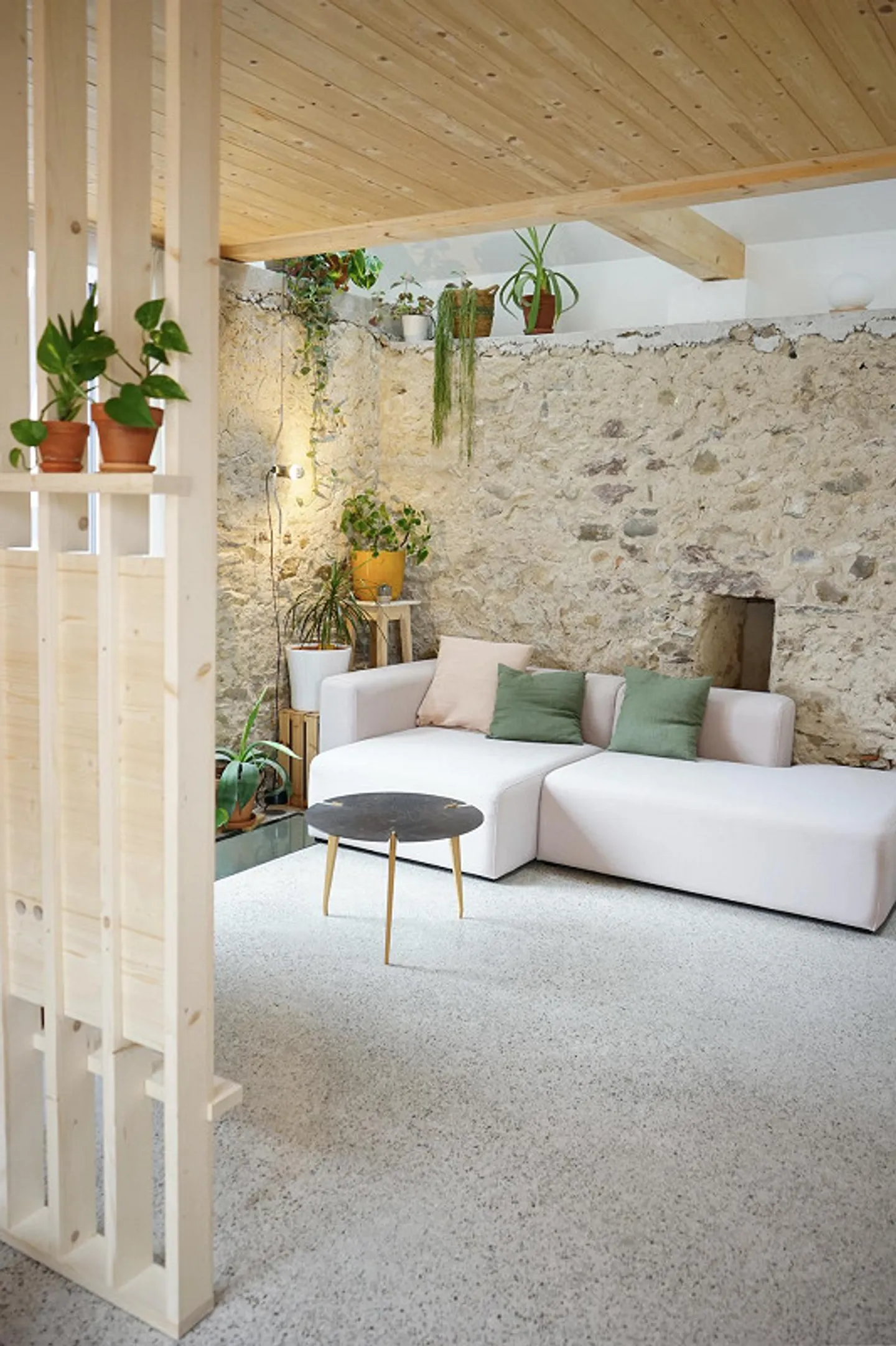 Bijou architectural avec jardin privé - Photo 1 sur 8