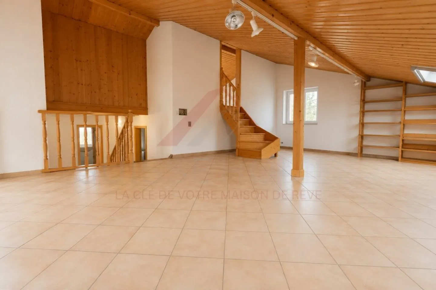 Extraordinary family house with pool, sauna and large garden in La Brillaz - Photo 10 of 27