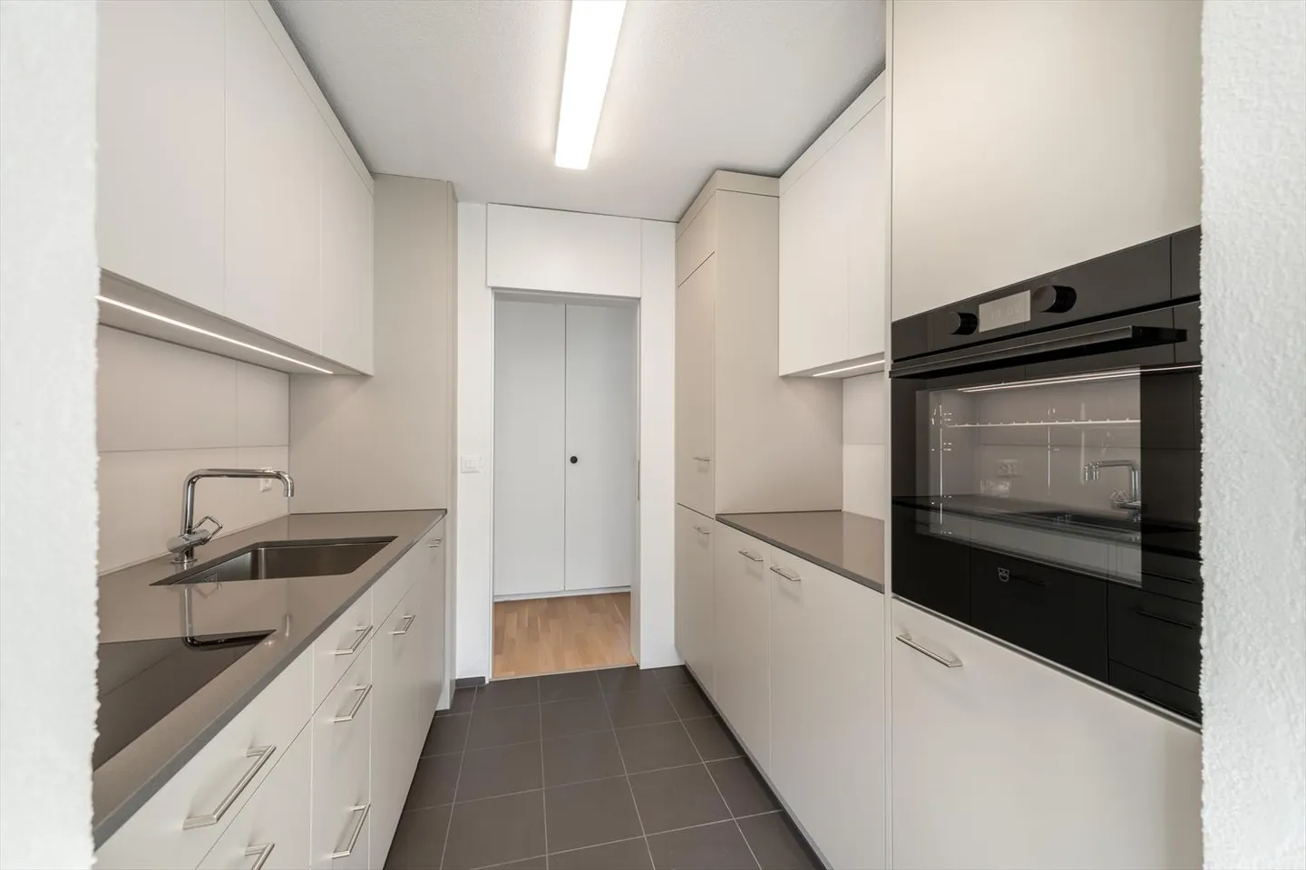 «Endlich Zuhause! Ihr frisch sanierter Wohntraum in Ebikon» - Foto 2 von 10