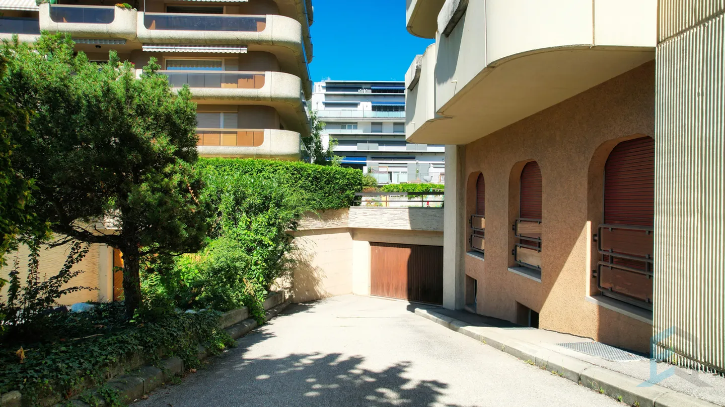 Zentrale Parkplätze in Sierre - Foto 6 von 7