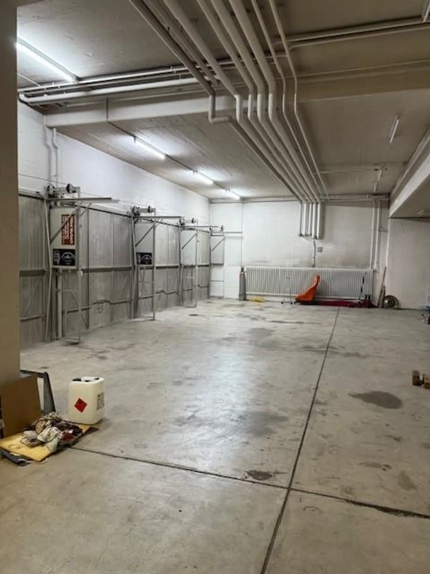 Garage doppie in posizione centrale - Foto 1 di 1