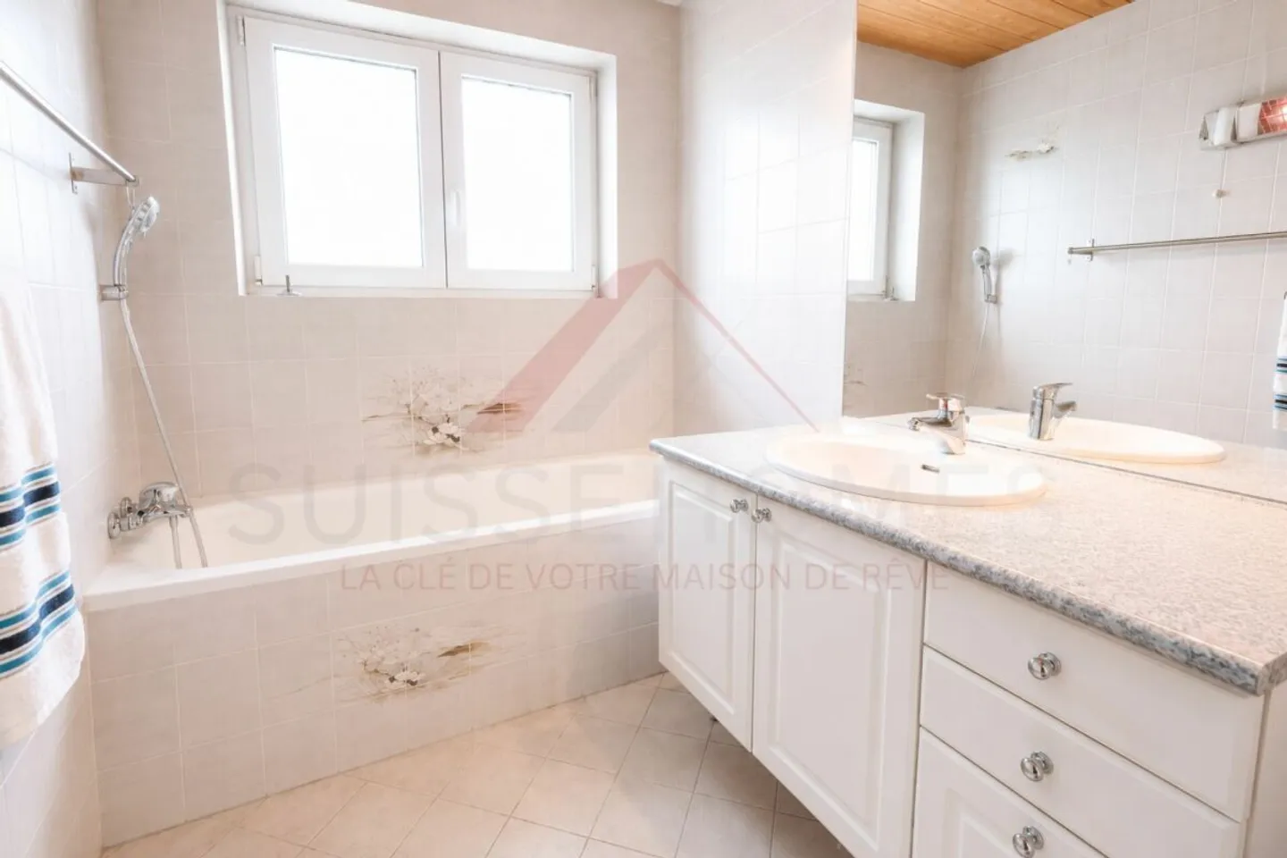 Extraordinary family house with pool, sauna and large garden in La Brillaz - Photo 23 of 27