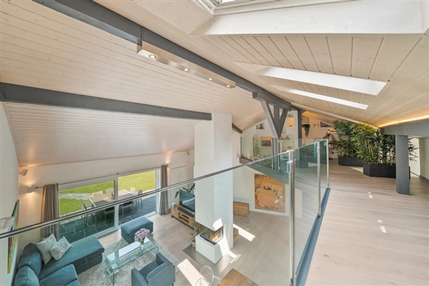 Une oasis rénovée avec style, un jardin luxuriant et un studio - Photo 13 sur 20