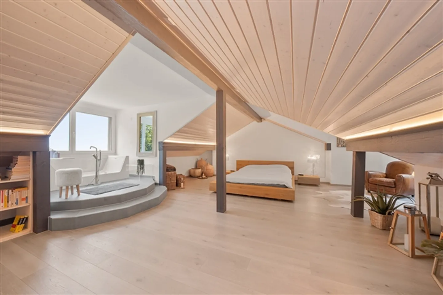 Une oasis rénovée avec style, un jardin luxuriant et un studio - Photo 15 sur 20