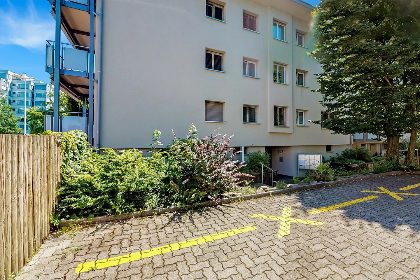 Modernes 2-Zimmer-Apartment in Opfikon - Foto 1 von 4