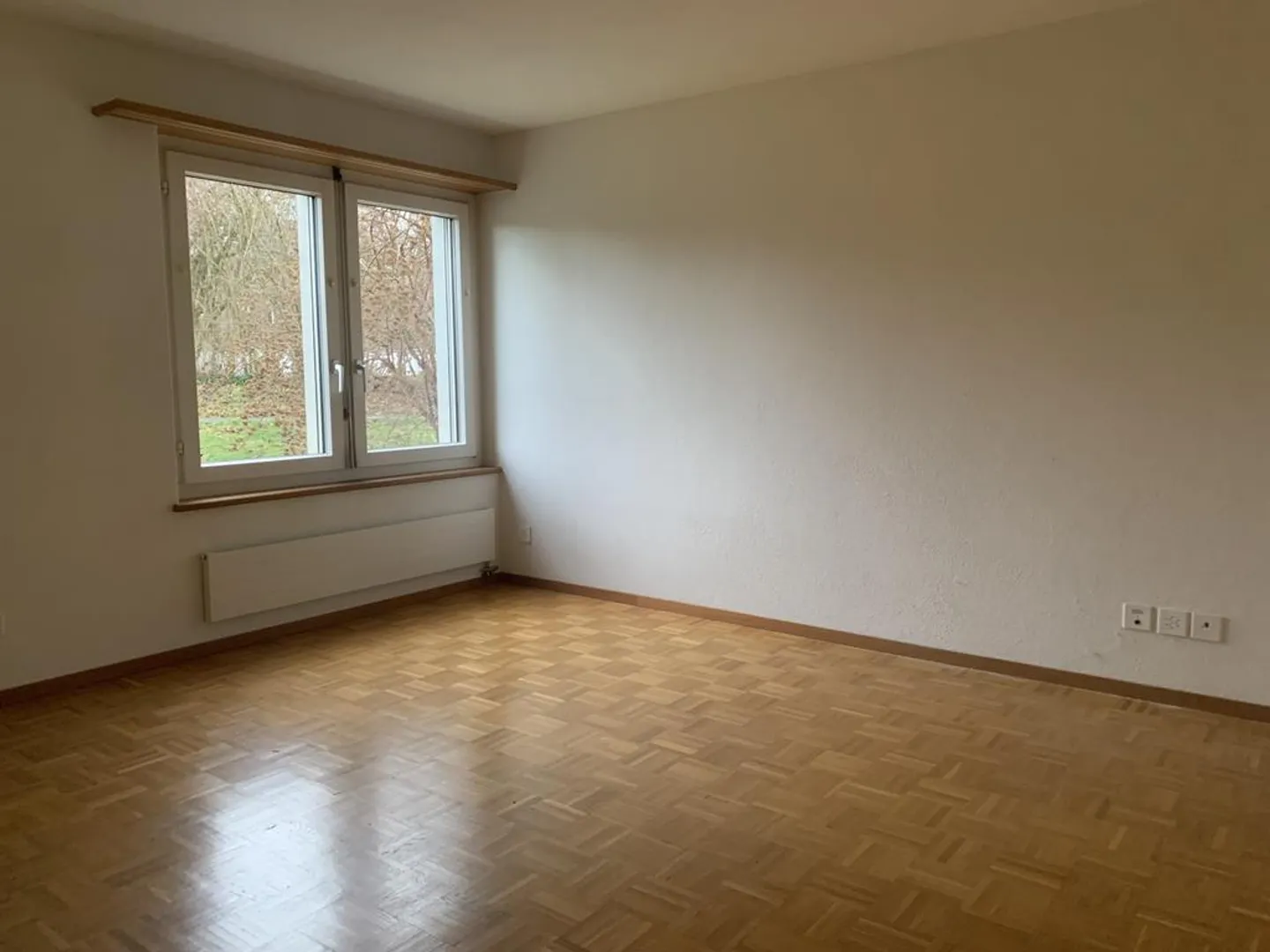 Your new home: charming ground floor apartment with patio - Photo 8 of 10
