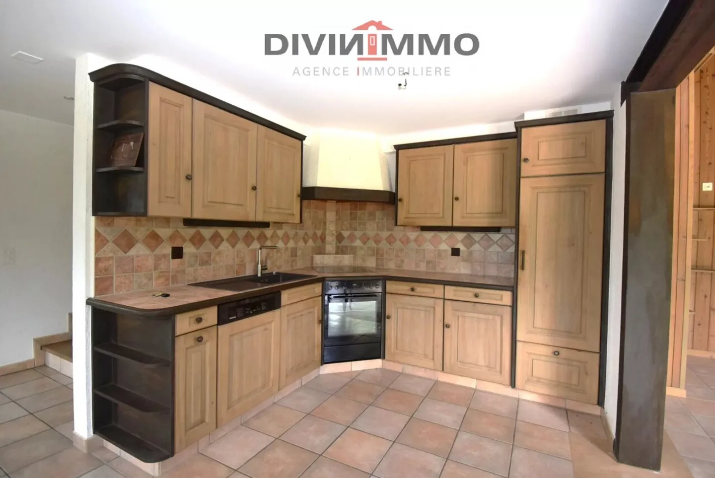 Belle maison avec spa, garage et abri - Photo 5 sur 13