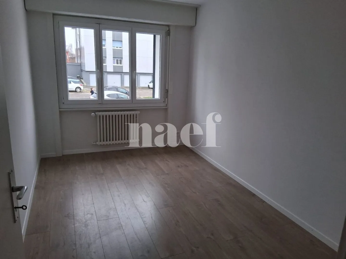 Bell'appartamento in un quartiere tranquillo, vicino ai negozi. - Foto 4 di 7