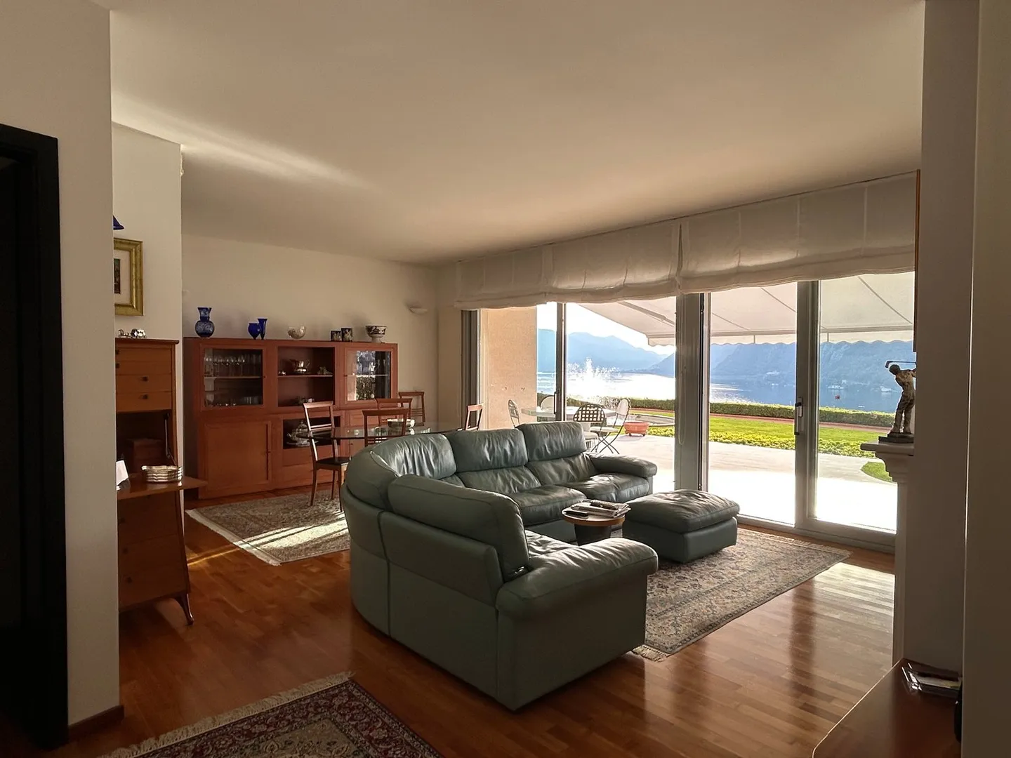 Elegante Wohnung mit Seeblick - Foto 4 von 11