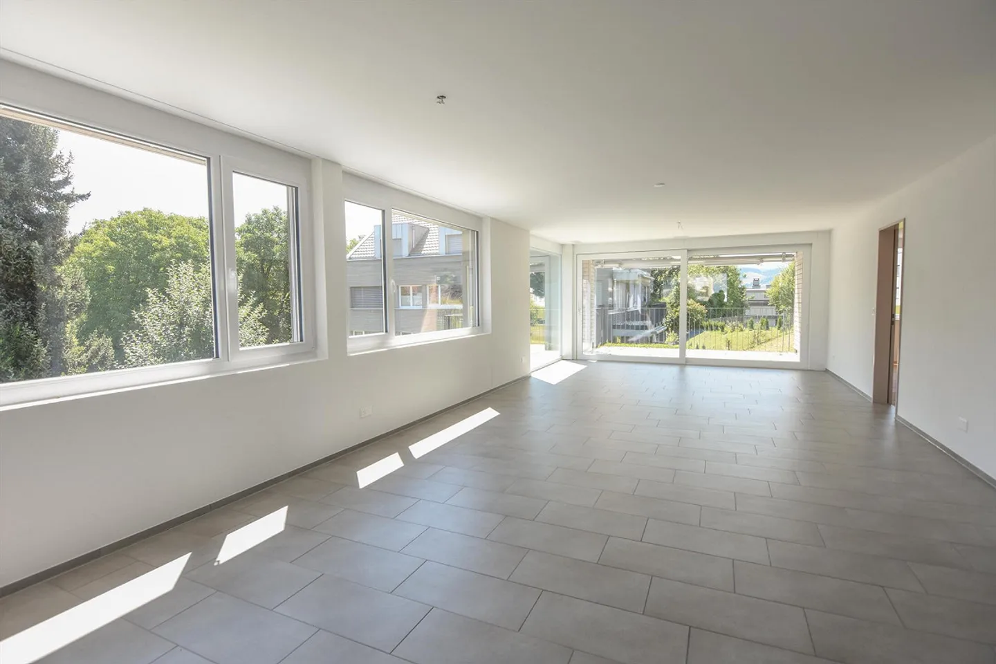 Moderne 3.5-Zimmer Wohnung - Foto 5 von 11