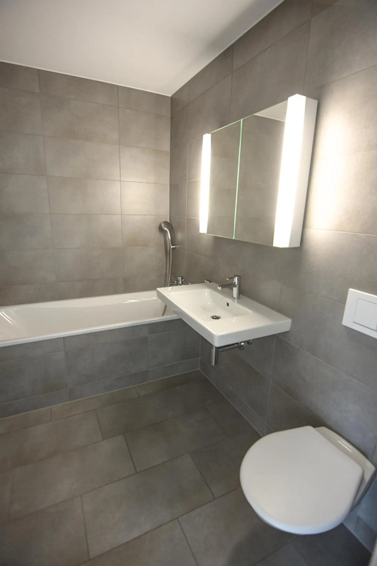 Moderne 3.5-Zimmer Wohnung - Foto 6 von 11