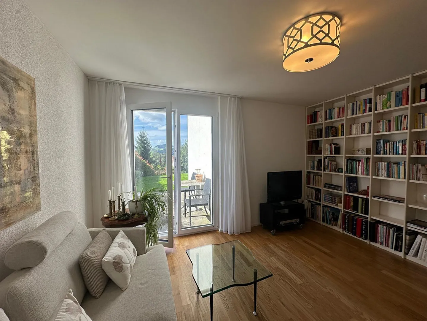 Appartement 3 pièces ensoleillé avec vue - Photo 4 sur 8