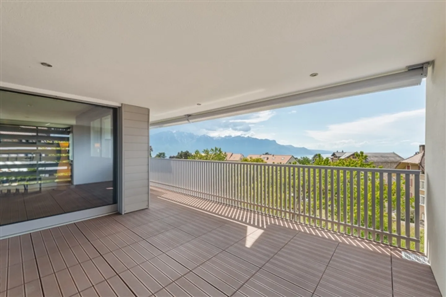 Conception architecturale pour cet hôtel de 210m2 au cœur de Blonay - Photo 7 sur 13