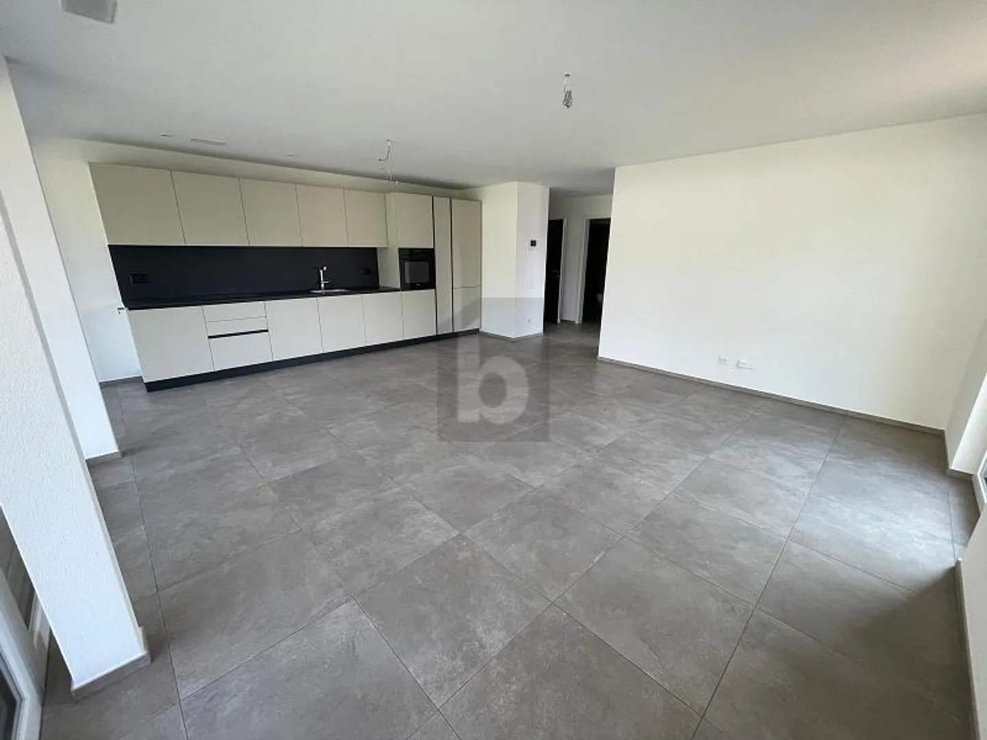Elegant Apartment with Large Terrace - Photo 1 of 6