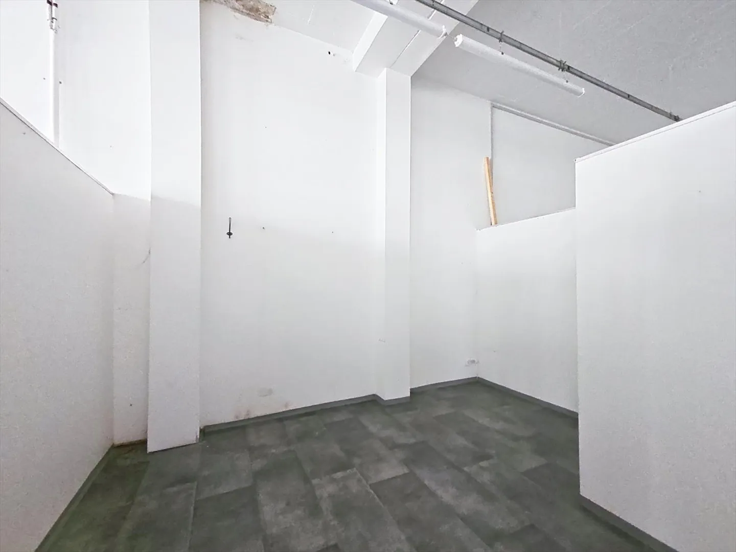 Deposito al piano terra di 262 m2 - Foto 5 di 10