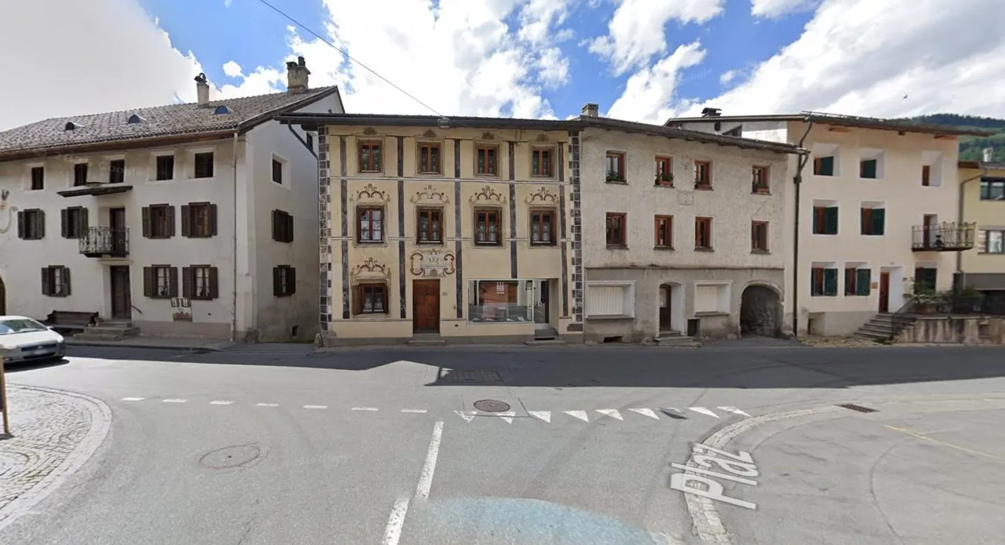 Maison historique avec espace commercial et résidence secondaire - au cœur du village - Photo 1 sur 5