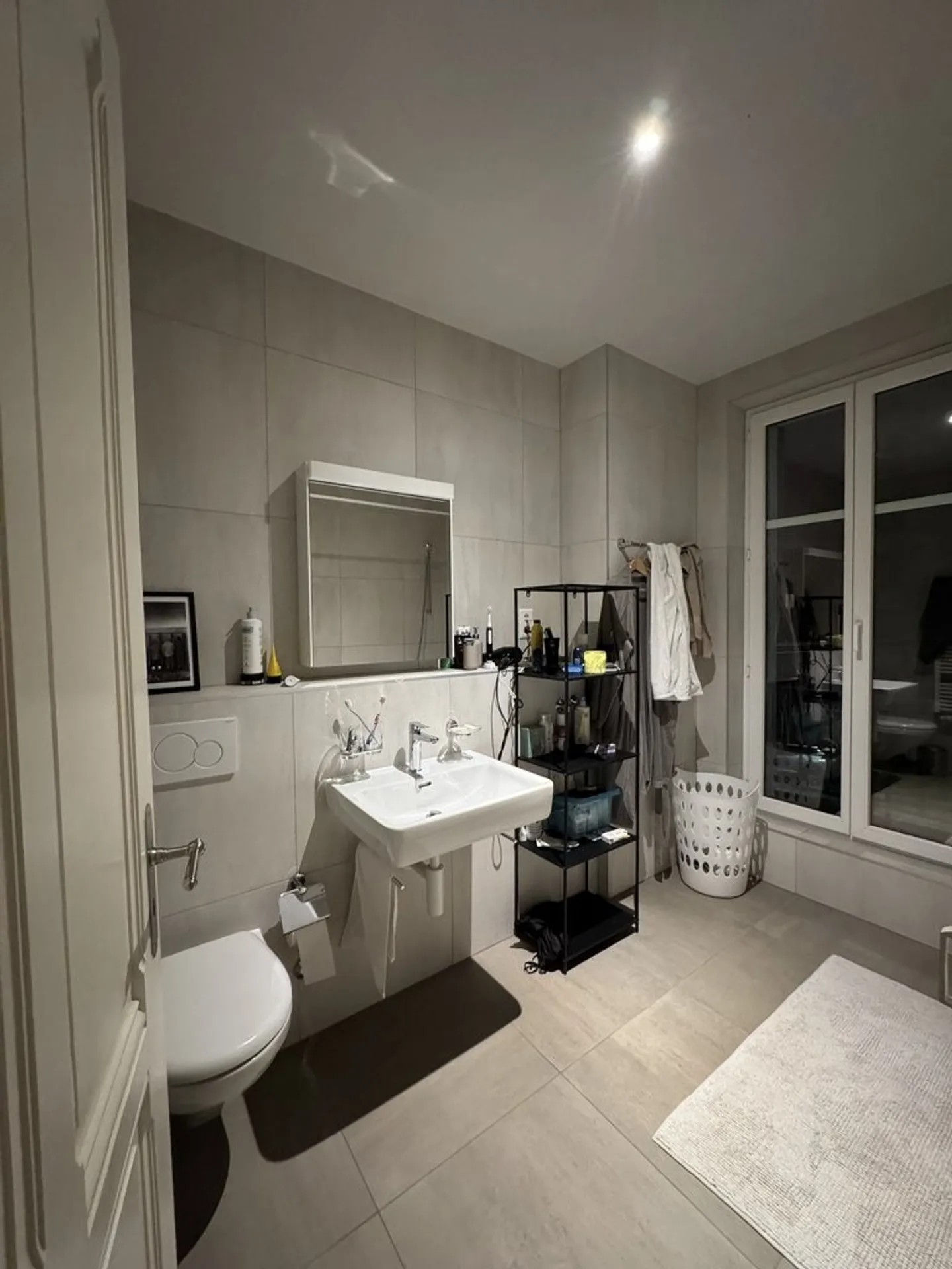 Charming Apartment near Mon-Repos - Photo 8 of 9