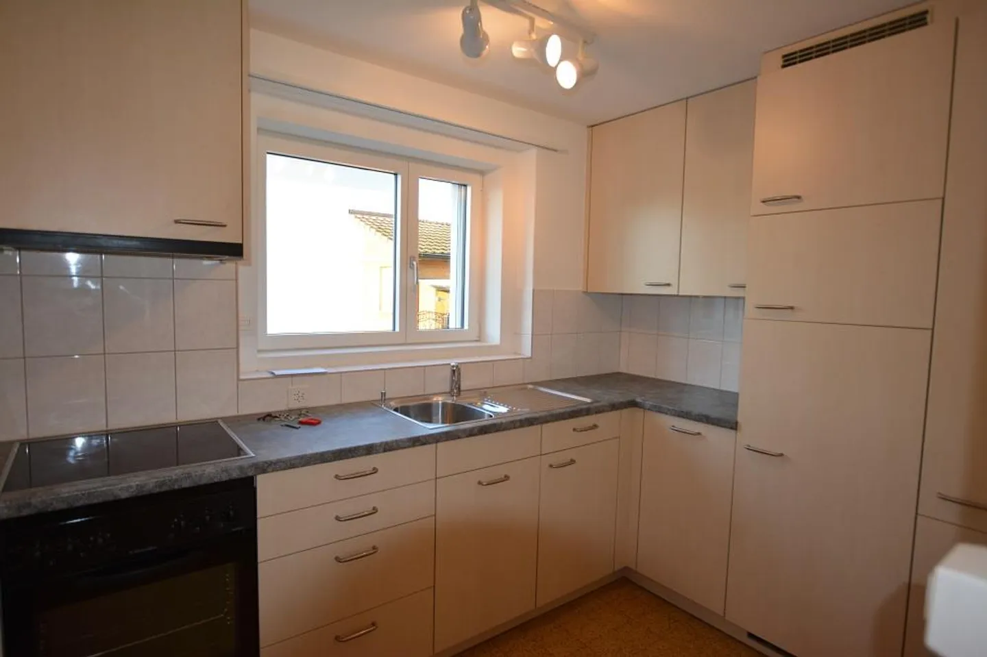 Bell'appartamento di 4,5 stanze con vista sul verde! - Foto 1 di 9