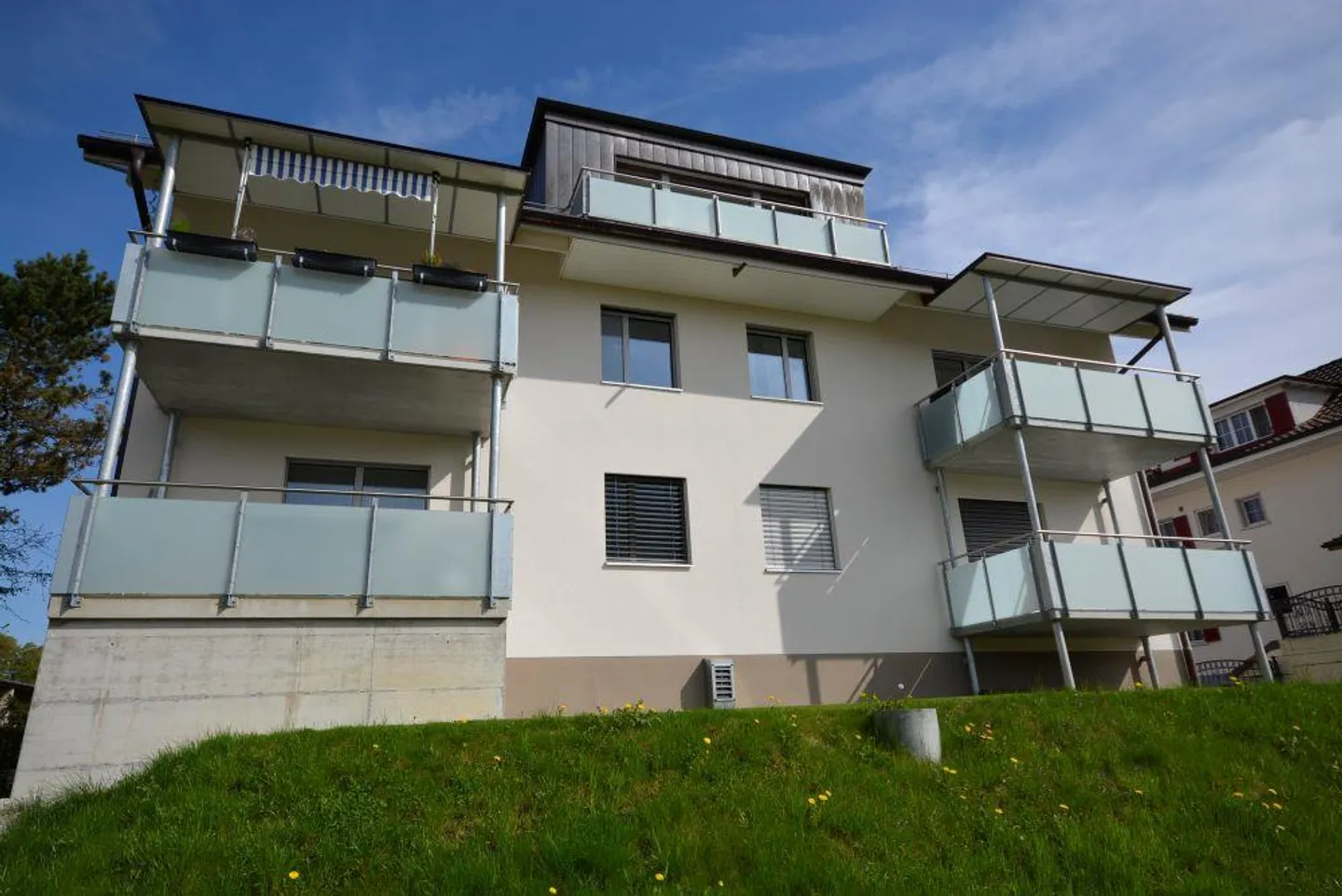Bell'appartamento di 4,5 stanze con vista sul verde! - Foto 9 di 9