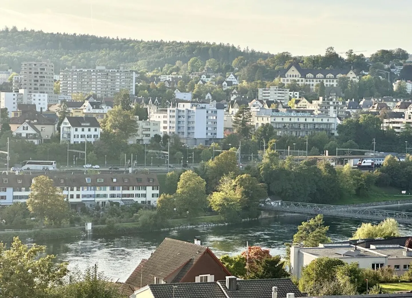 Disponibile da metà giugno 2026: La città incontra la natura - Il tuo spazioso appartamento da sogno a Flurlingen - Foto 9 di 14