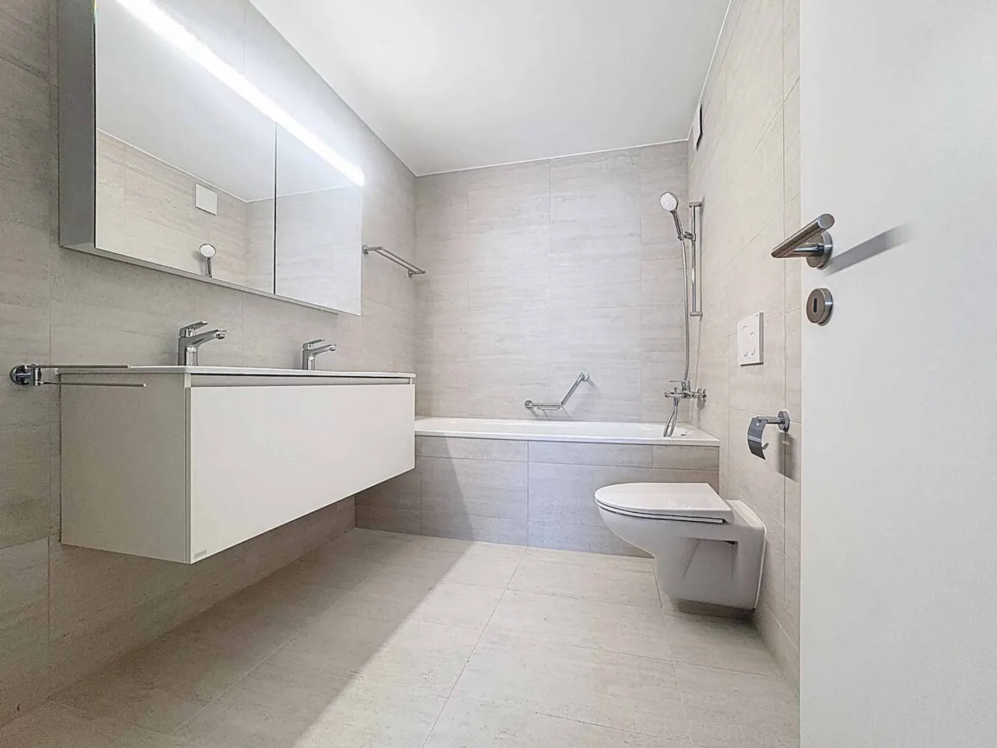 Nouvelle promotion : appartement de 4.5 pièces avec balcons couverts - Photo 8 sur 13