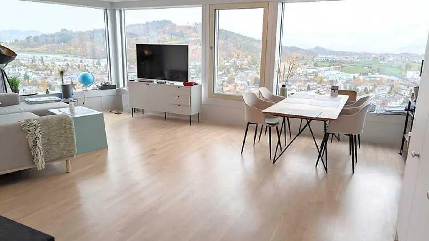 Möbliertes Apartment mit Aussicht - Foto 1 von 8