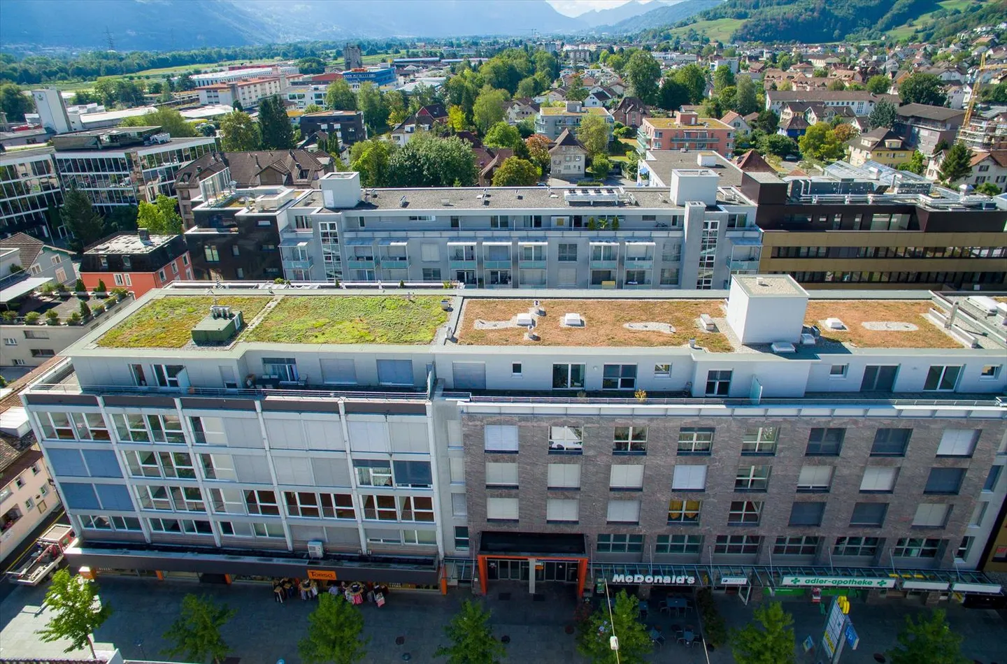 Vivre, c'est... pouvoir se remettre du travail ! - Photo 1 sur 7