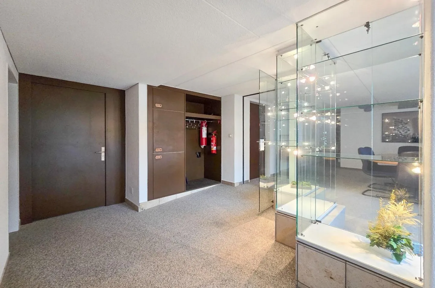 Espaces Commerciaux - Photo 2 sur 9