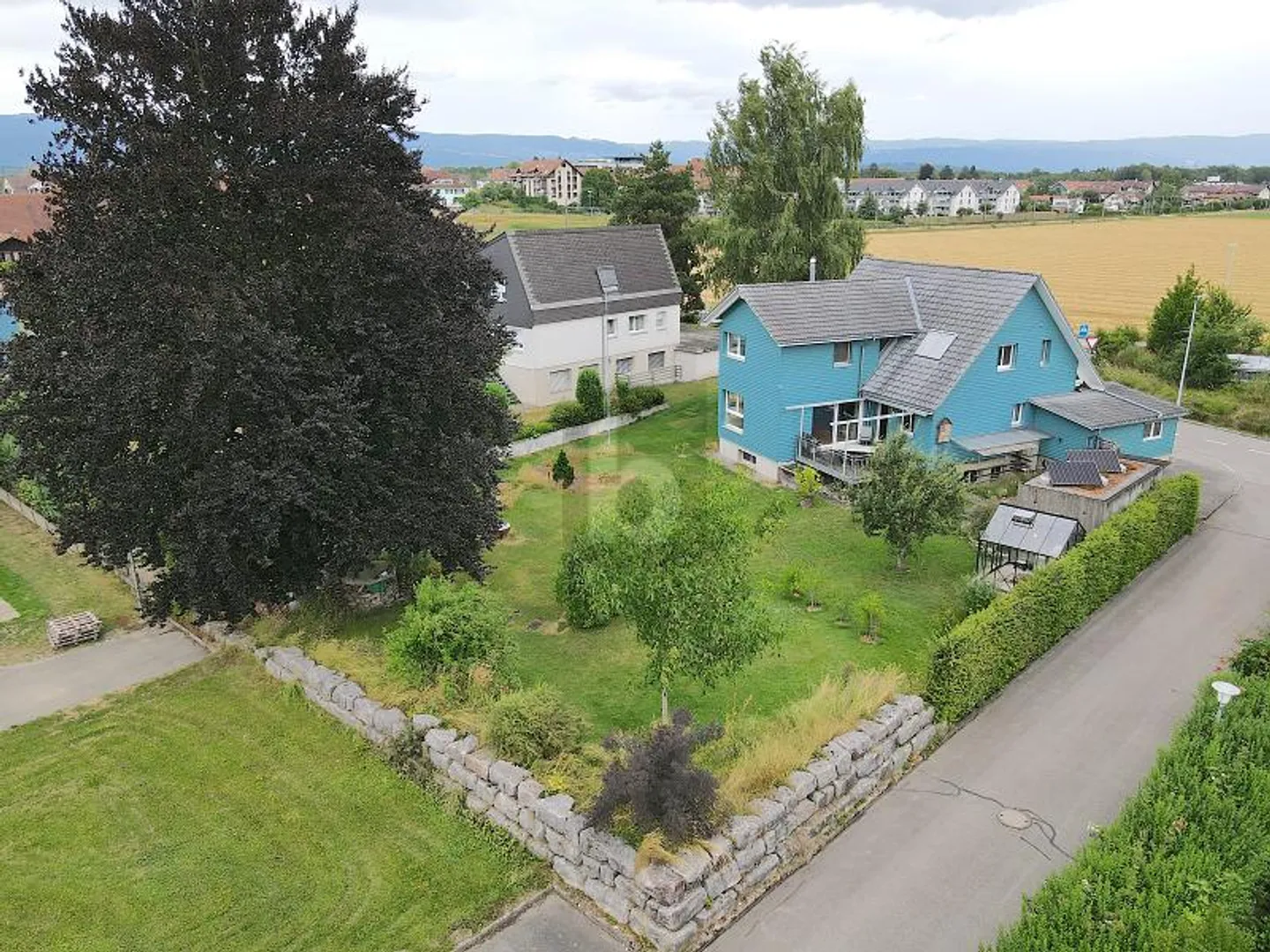 Maison individuelle à vendre - Photo 1 sur 6