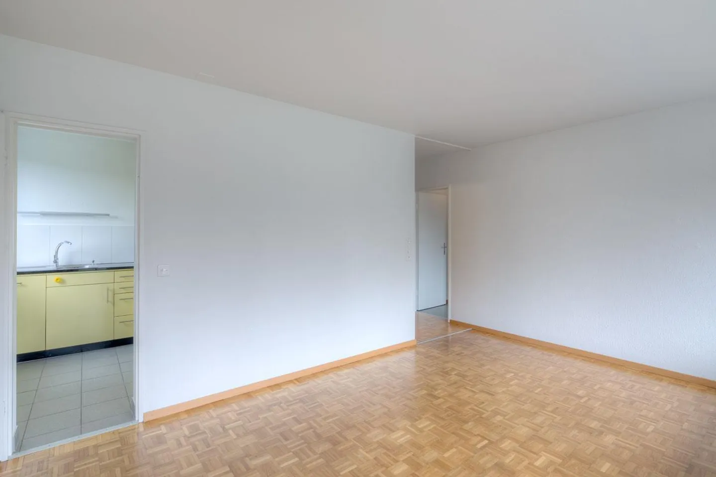 Charmante Wohnung am Waldrand - Foto 2 von 6