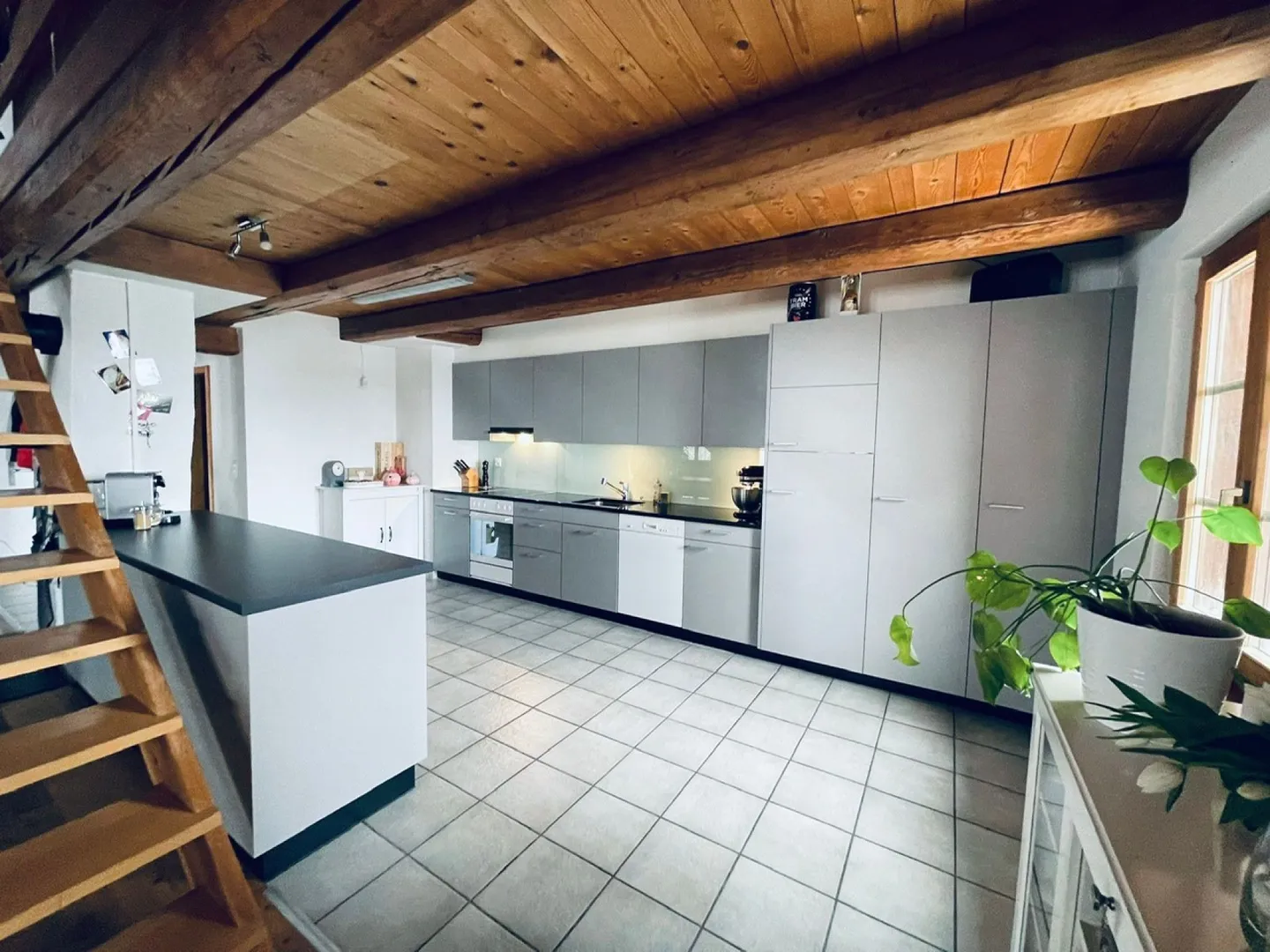 Appartamento duplex 3 1/2 camere in fattoria - Foto 5 di 10