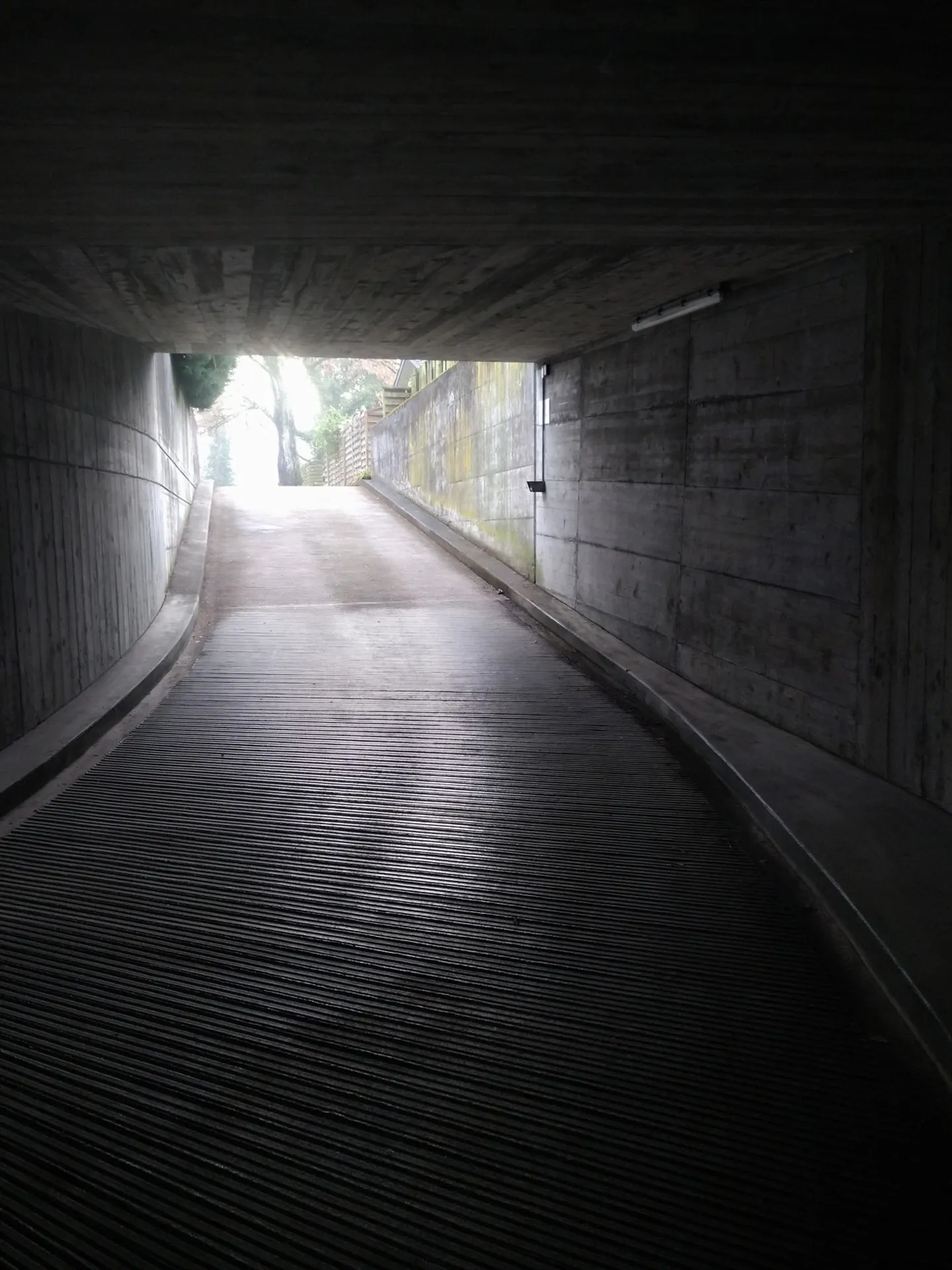 Underground parking space for rent - Photo 2 of 3