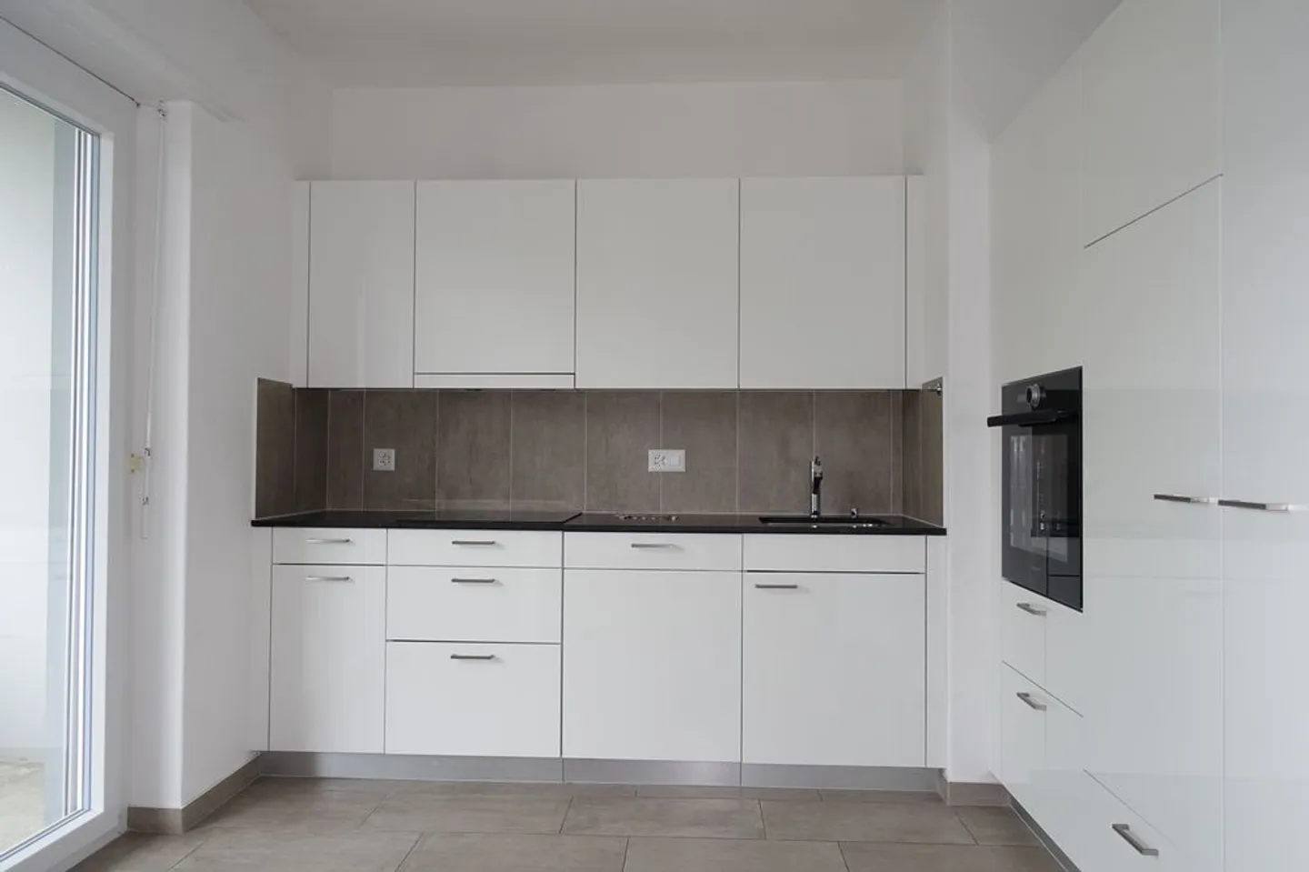 Appartement 2.5 pièces - Photo 1 sur 9