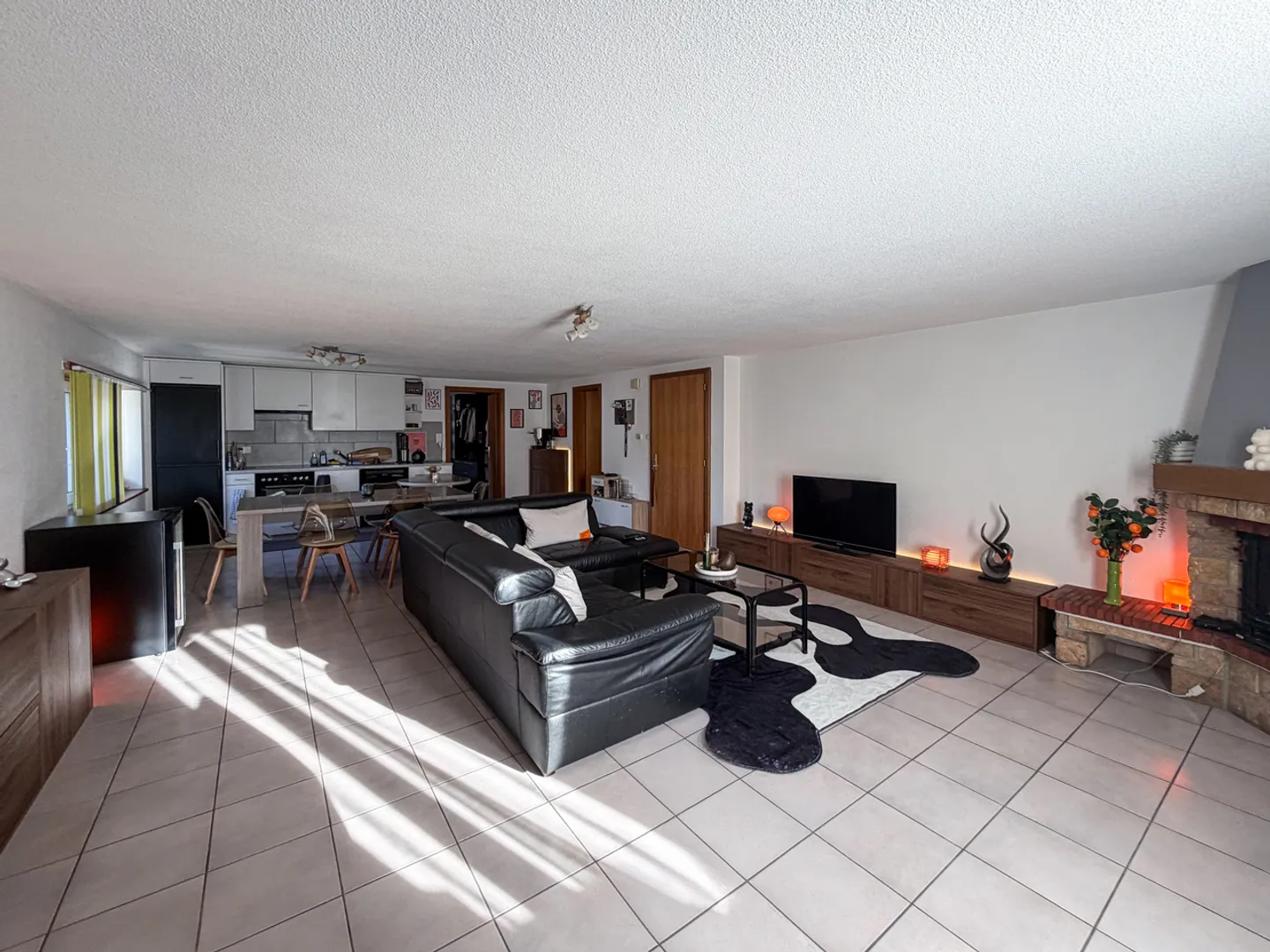 For sale - 2.5 room apartment in a co-ownership with parking space for sale. - Photo 5 of 10